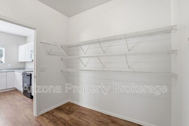 Building Photo - 13285 W Gelding Cir