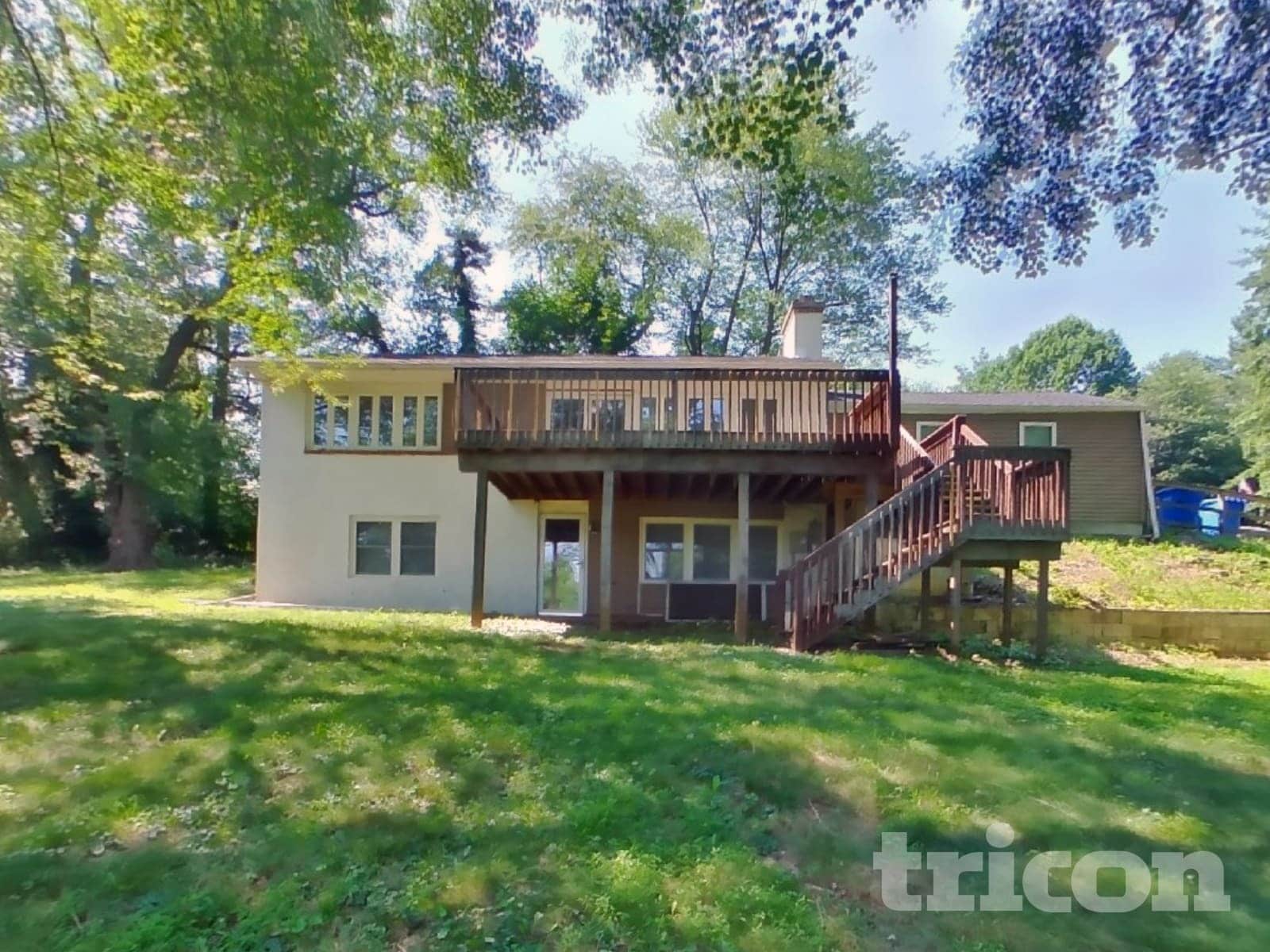Building Photo - 408 Meadowhurst Ln