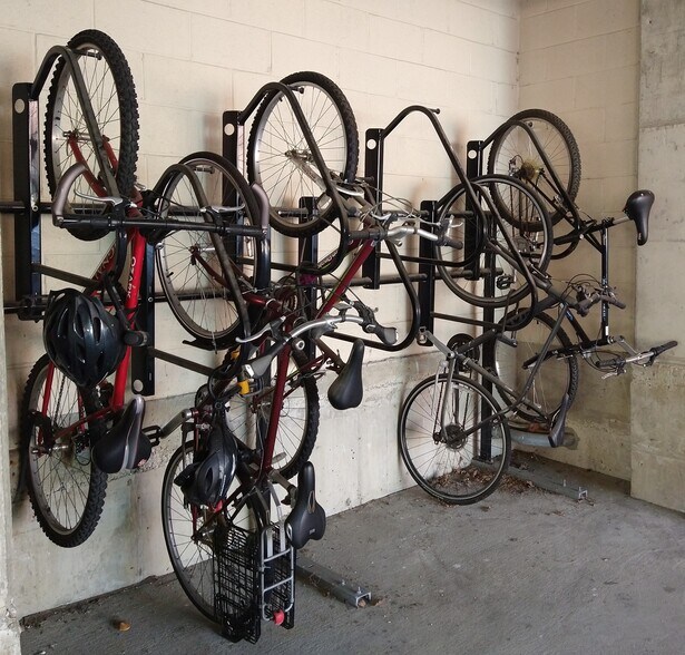 Building Photo - 5414 1st Pl NW