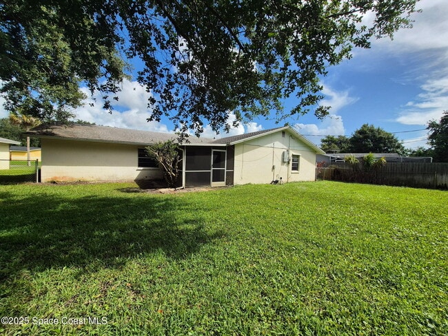 Building Photo - 3521 Cumberlin Ct