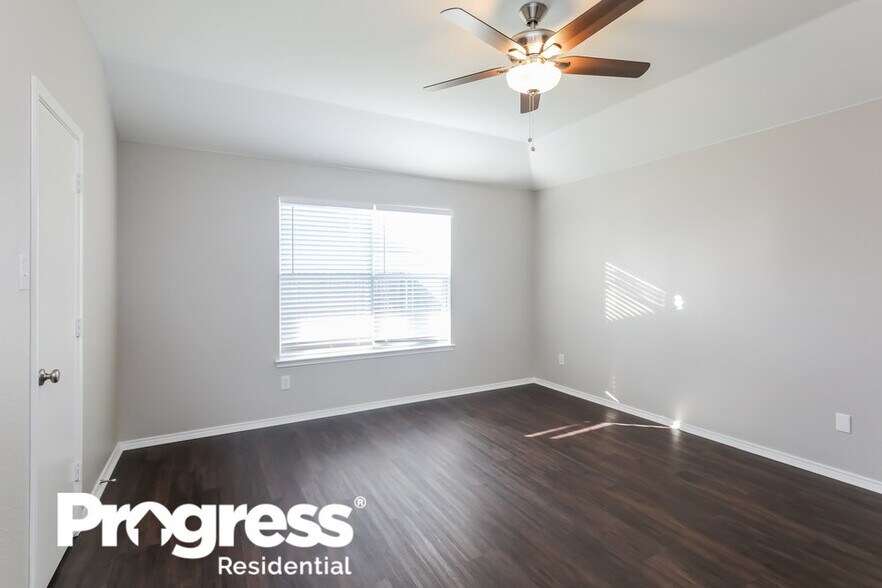 Building Photo - 1016 Winding Creek Dr