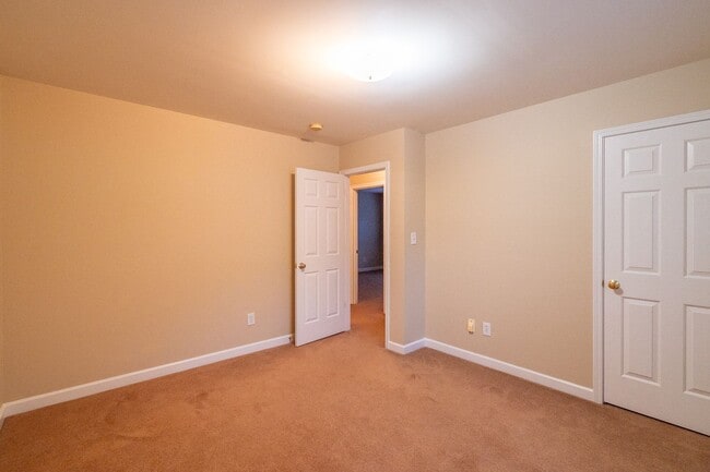 Building Photo - Charming 3 Bedroom, 2 Bathroom Home in Matthews!