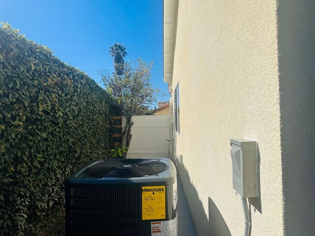 Building Photo - 17122 Santa Lucia St