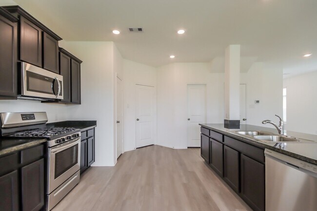 Building Photo - 18940 Caney Frst Dr