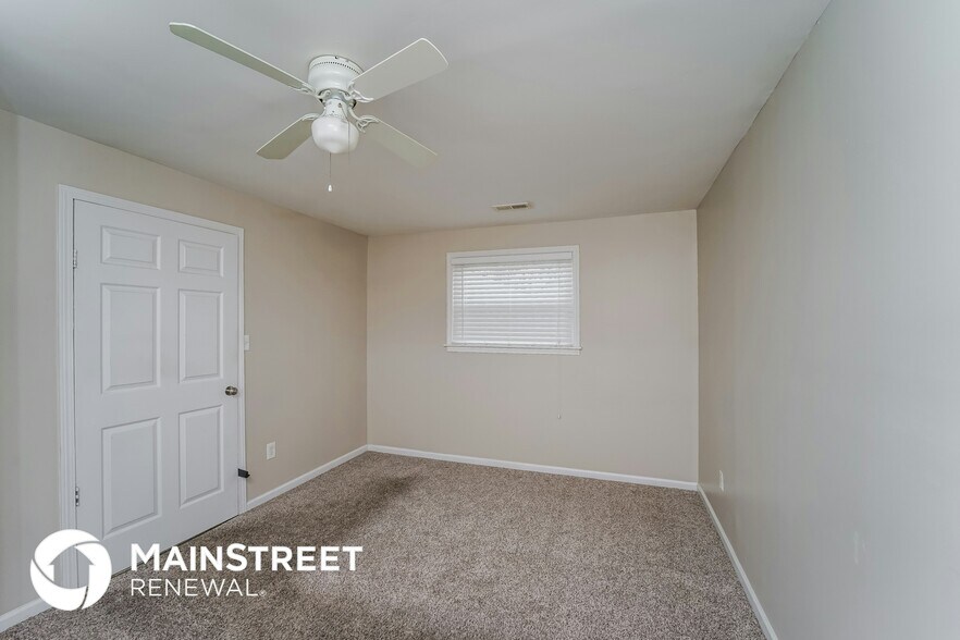 Building Photo - 4218 Laura Ave