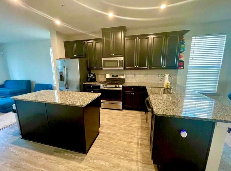 Building Photo - 2818 Arts Vista Blvd