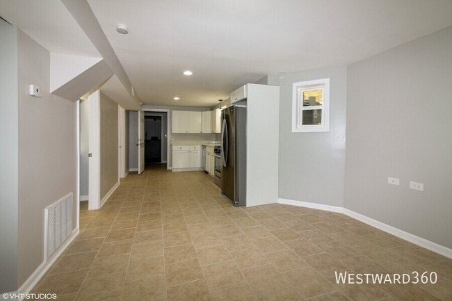 Building Photo - 4343 W Drummond-G