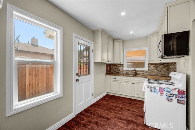 Building Photo - 4281 E Jacinto Way