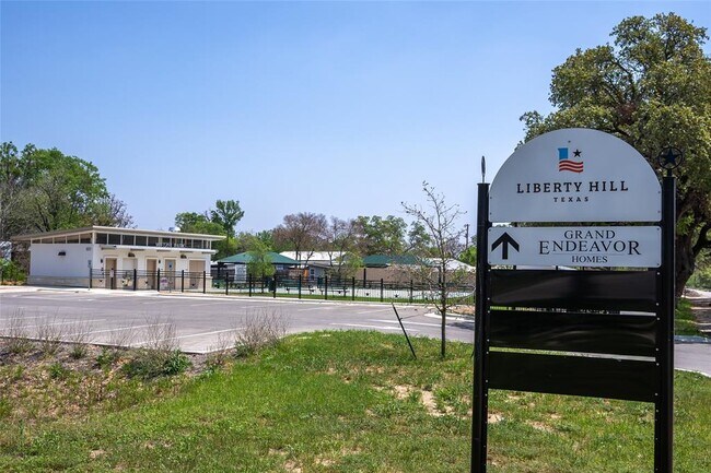 Building Photo - 304 Stubblefield Ln