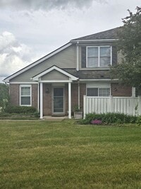 Building Photo - 3 BEDROOM 3 BATHROOM CONDO IN BELLEVILLE A...
