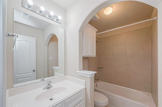 Building Photo - 3580 Falcon Way
