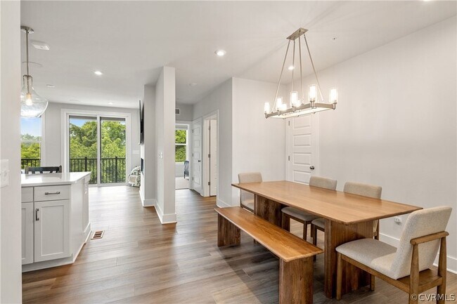 Building Photo - 5326 Old Main St