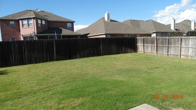 Building Photo - 2681 Calmwater Dr