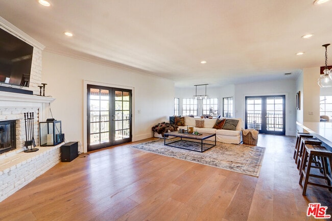 Building Photo - 456 S McKnight Rd