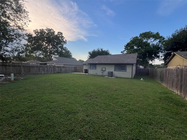 Building Photo - 1519 Buffalo Run Cir