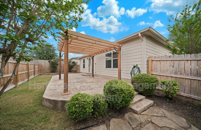 Building Photo - 5125 Knollwood