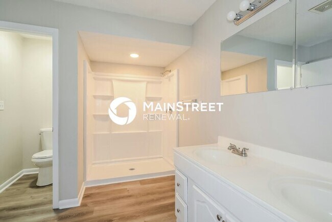 Building Photo - 3 Bedroom Pet-Friendly Home in JACKSONVILLE, FL with Main Street Renewal