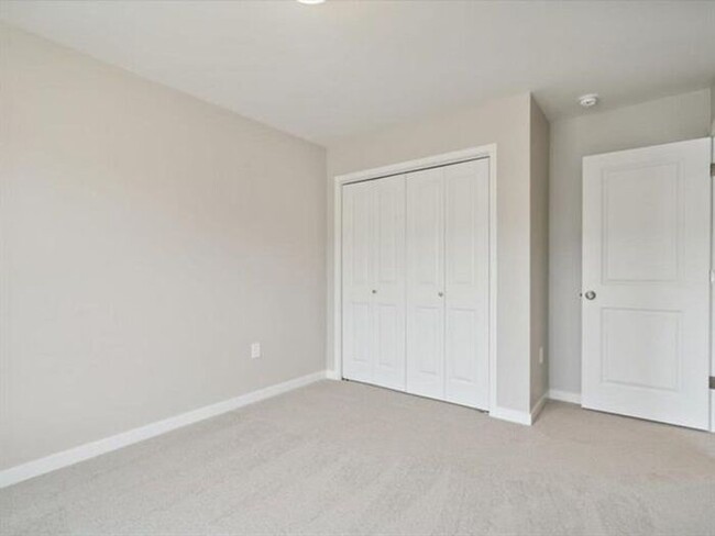 Building Photo - $2,350 | 3 Bedroom, 2.5 Bathroom Town Home...