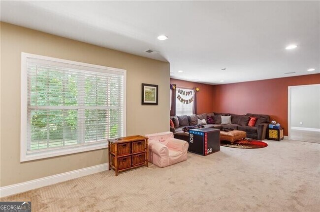 Building Photo - 1124 Promontory Dr