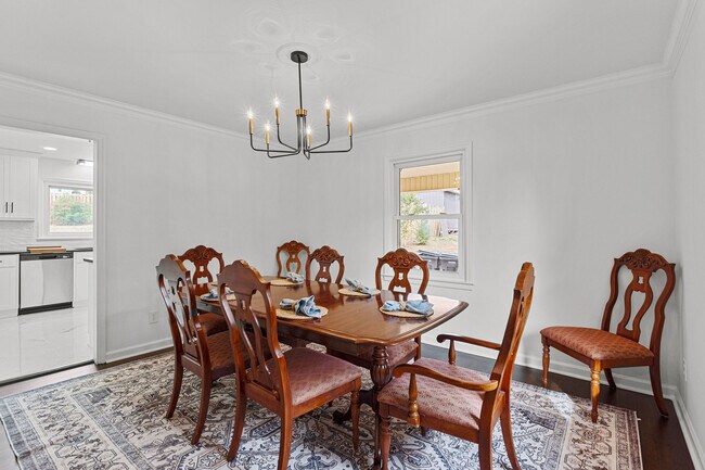 Building Photo - 743 Lancaster Rd