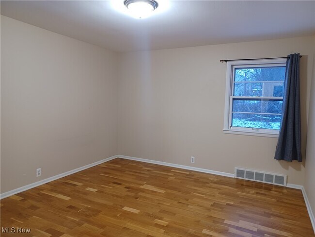 Building Photo - 55 Village Blvd