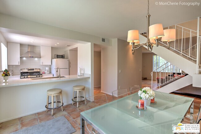 Building Photo - 2166 N Indian Canyon Dr