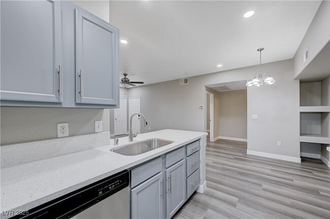 Building Photo - 2615 W Gary Ave