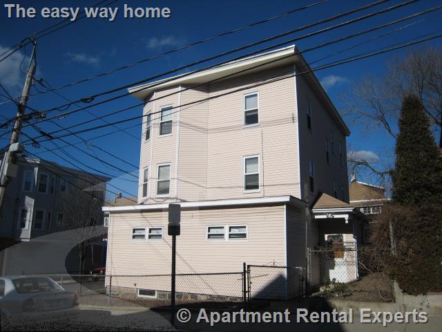 Building Photo - 49 Conwell Ave