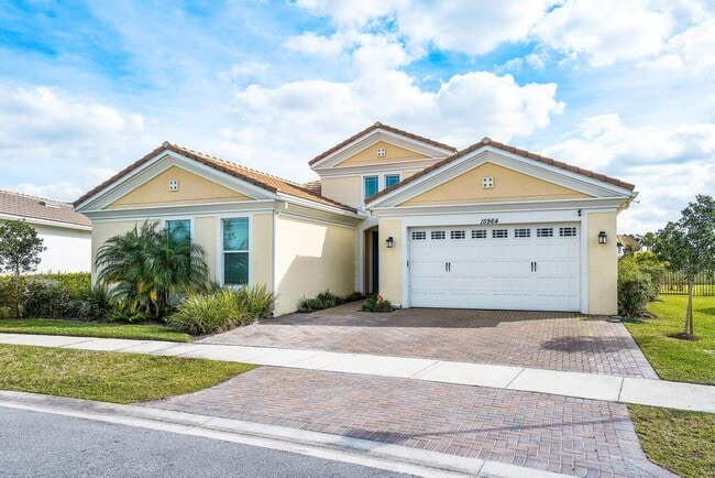 Building Photo - 15964 Whippoorwill Cir