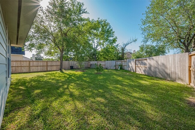 Building Photo - 16015 Rittenberg Ct