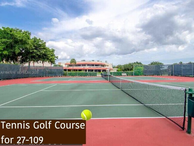 Building Photo - 681 S Hollybrook Dr