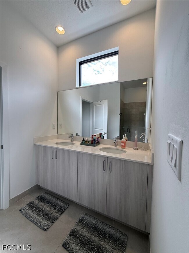 Building Photo - 5823 Cassidy Ln