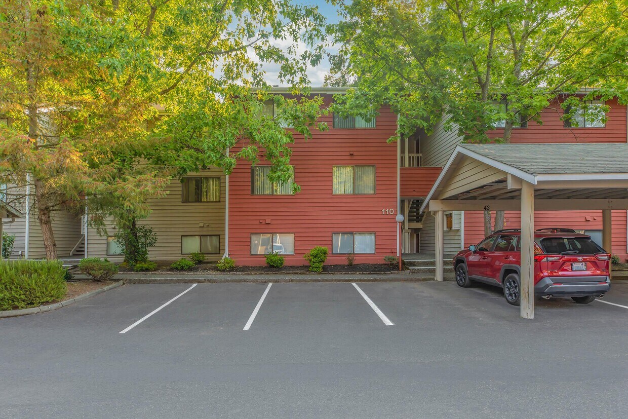 Pinewood Village Apartments Bellevue Wa Apartment Finder