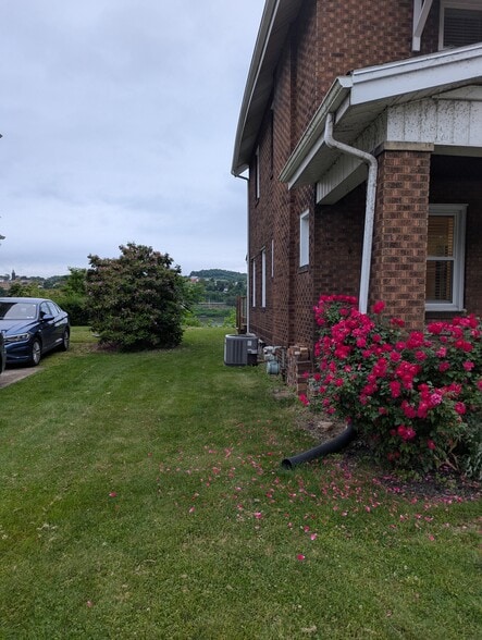 Building Photo - 939 Atlantic Ave