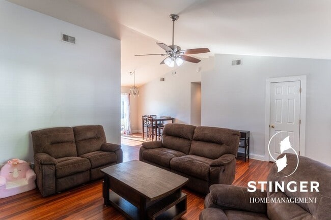 Building Photo - 46 Spearmint Cir