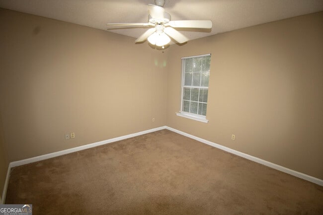 Building Photo - 1610 Drayton Ln