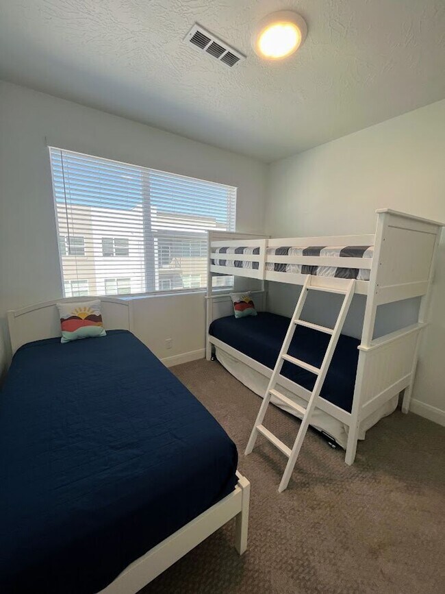 Building Photo - Experience Resort-Style Living in Desert Color!