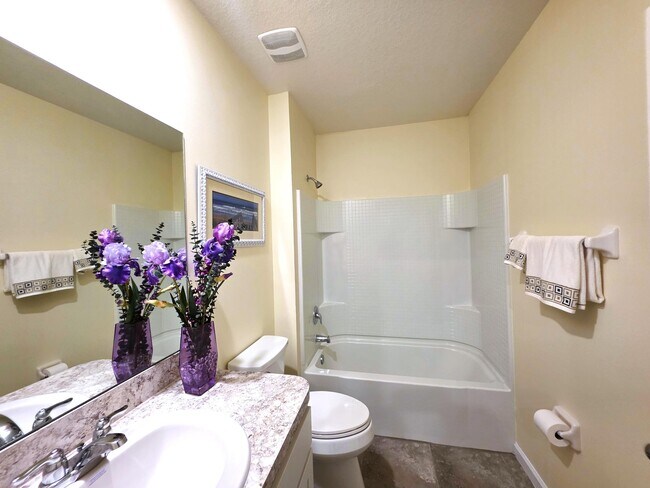 Building Photo - 6580 Canterbridge Dr