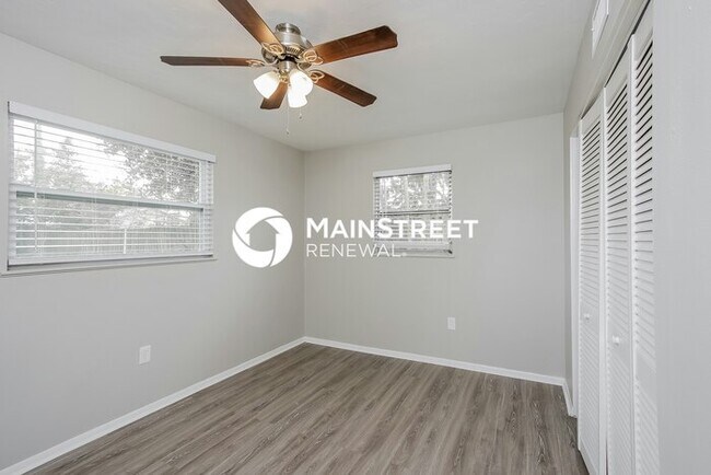 Building Photo - 3 Bedroom Pet-Friendly Home in Sarasota, FL with Main Street Renewal