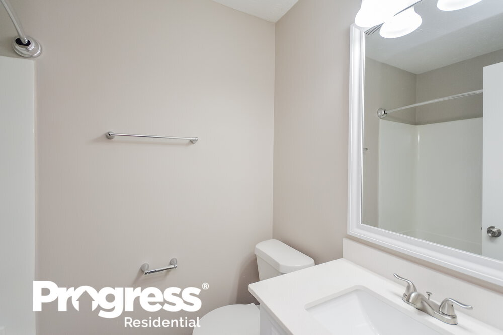 Building Photo - 7943 Taylor Cir