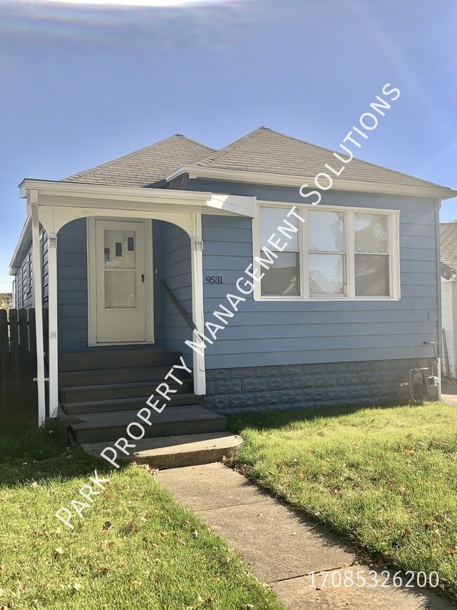 Primary Photo - Oak Lawn - 3 Bedroom Single Family Home