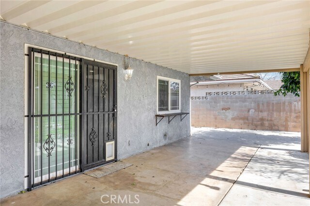 Building Photo - 41363 Plumrose St