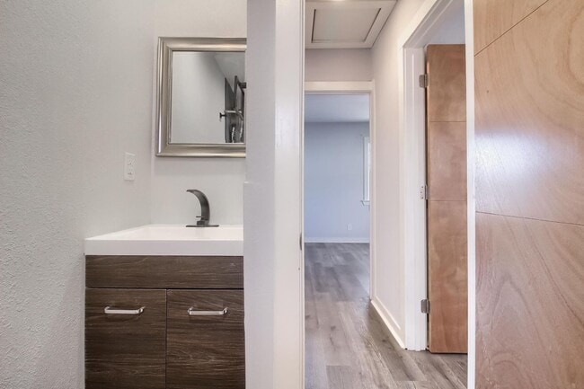 Building Photo - Modern Elegance in Denver: Recently Renovated 2BR/1BA Gem with Detached Garage and Fenced Yard!