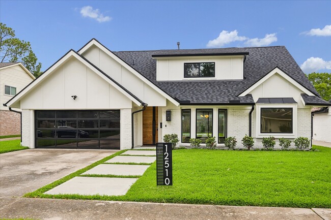 Building Photo - 12510 Mooreknoll Ln