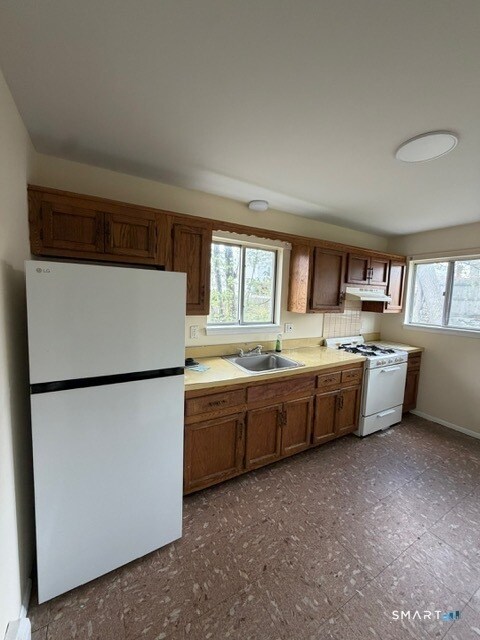 Building Photo - 53 1/2 Glenwood Ave