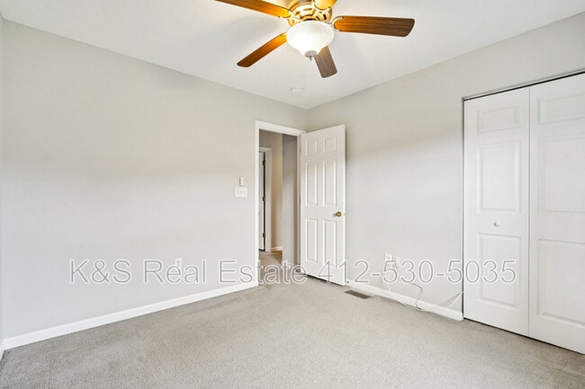 Building Photo - 2711 Canterbury Dr