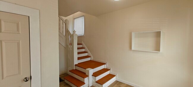 Front Entry - 400 Wyandotte Ave