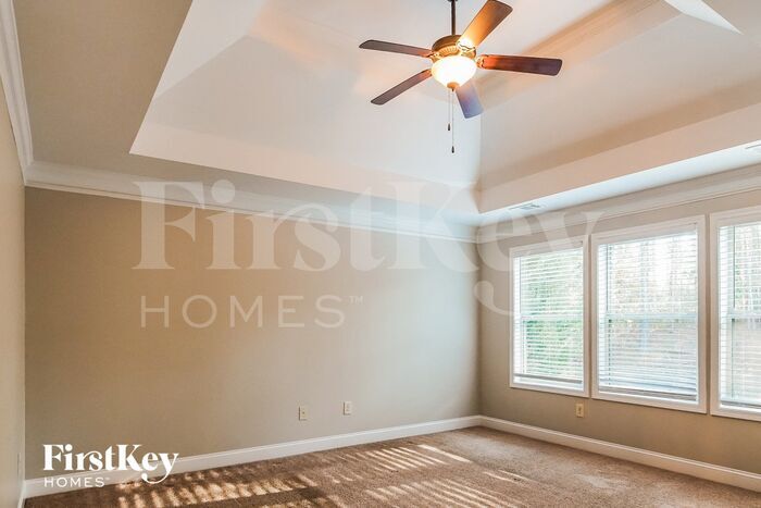 Building Photo - 298 Ascott Ln