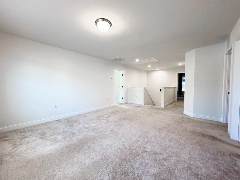 Building Photo - 5 Misty Grv Trl