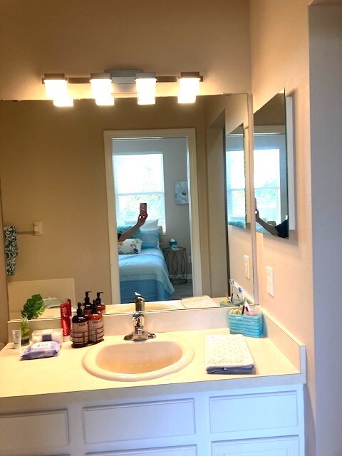 Building Photo - 3850 Virga Blvd